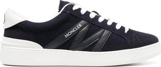 Moncler Schoenen, Heren, Blauw, 41 EU, Suède, Blauwe Suède Lage Sneakers