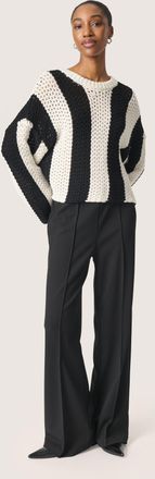 Soaked In Luxury Pullover Baggy fit black white