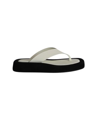 The Row Pre-owned Womens The Row Ginza Flip Flop Sandals in White Leather - Size EU 36