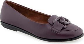 Aerosoles Bell Chain Bit Flat in Fig Fig Faux Leather Nappa at Nordstrom Rack, Size 9.5