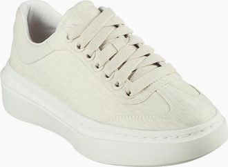Skechers Womens Womens Classic Low Top Trainers - Cream - Size: 3.5