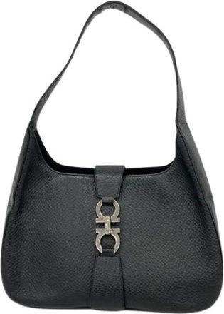 Ferragamo Pre-owned Shoulder Bags, female, Black, Size: ONE SIZE Pre-owned Leather Shoulder Bag