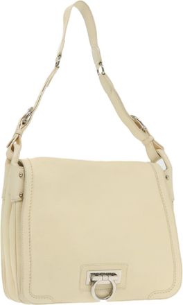 Ferragamo Gancini Shoulder Bag Leather Leather Shoulder Bag Bag (Pre-Owned)