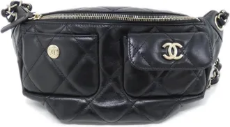 Chanel Black Leather Fanny Pack (Pre-Owned)