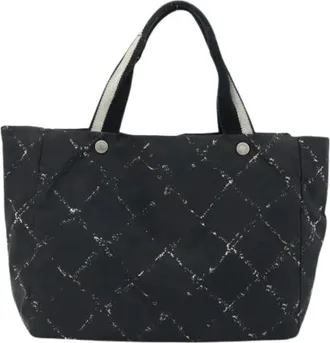 Chanel Pre-owned Tote Bags, female, Black, Size: ONE SIZE Pre-owned Travel line tote