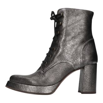 Chie Mihara Leren enkellaarsjes - Dames - Schoenen - Grijs - Maat: 37 EU Leer
