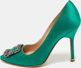 Manolo Blahnik Hangisi