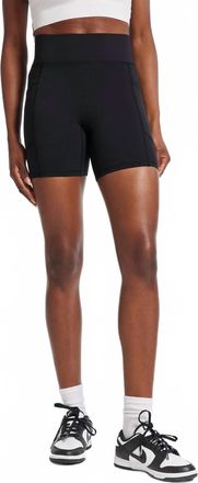 Bandier Center Stage Pocket Biker Short In Black
