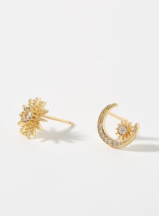 Simons Womens Moon and star earrings