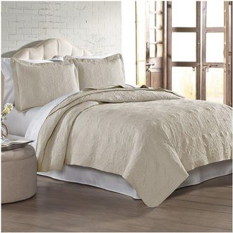 Modern Threads Embroidered Quilt Set