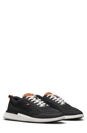 Wolf & Shepherd Crossover Runner Sport Sneaker in Black /White at Nordstrom, Size 11.5