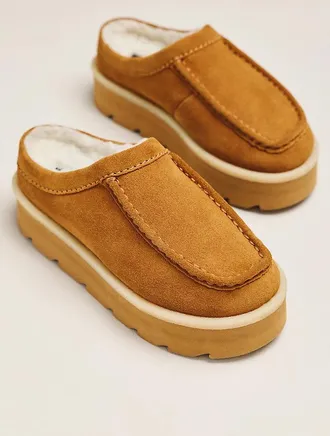 Clarks Meare Moccasin Mules