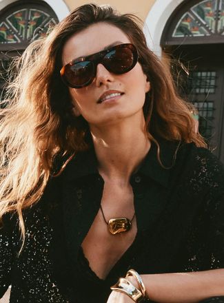 Simons Womens Flat metallic medallion rope necklace