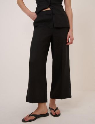 Nobody's Child Black Cropped Flat Front Trousers