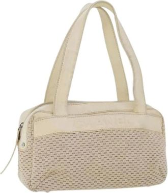 Chanel Pre-owned Handbags, female, White, Size: ONE SIZE Pre-owned Canvas Handbag