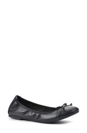 White Mountain Sunnyside II Ballet Flat - Wide Width in Black/Black/Patent at Nordstrom Rack, Size 6.5