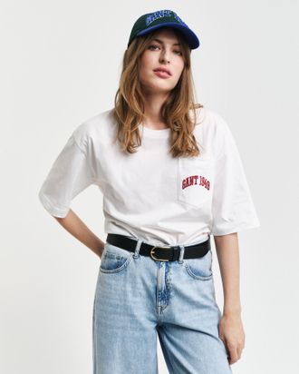 GANT T-Shirt GANT POCKET GRAPHIC TSHIRT, Damen, Gr. 4XL, weiss (eggshell), Jersey, Obermaterial: 100% Baumwolle, relaxed fit, Rundhals, Shirts T-Shirt, Gra