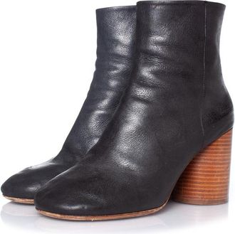 Maison Margiela Pre-owned Womens Black leather round-toe ankle boots - Size EU 38
