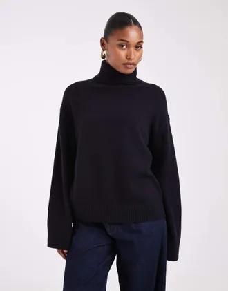 & Other Stories maglione oversize in lana e cotone con collo a imbuto blu navy