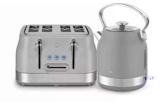 SWAN Retro Collection: Kettle, 4 Slice Toaster in Grey