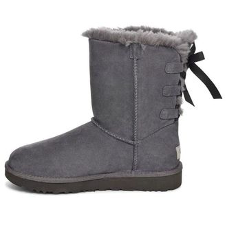 UGG (WMNS) UGG Short Bow Stiefel Fleece Lined Gray 1110706-CHRC
