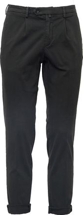 BRIGLIA 1949 Slim-Fit Black Trousers with Front Pleats and Tailored Silhouette