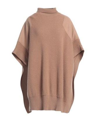 Fedeli CAPISPALLA - Mantelle su YOOX.COM