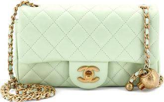 Chanel Pearl Crush Flap Bag Quilted Lambskin Mini crossbody bag - Groen