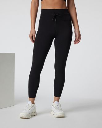 Vuori Clothing Daily Pocket Legging - Short | Black | XS, Size Extra Small
