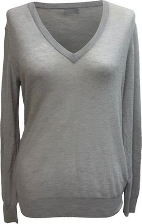 Joseph V-Neck Sweater in Grey Cashmere