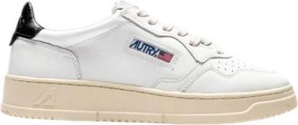 Autry Medalist Leather Low-Top Sneakers, Brand Size 43 ( US Size 10 )