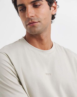 HUGO BOSS Centre Logo T-Shirt - Beige