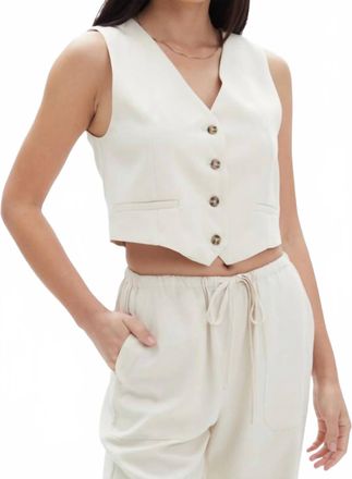 Chrldr Trixie Button Up Vest In Off White