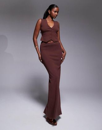 JLUXLABEL Cassidy - Completo con gonna lunga e crop top in maglia marrone