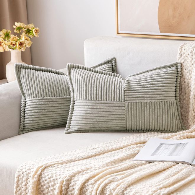 Miulee 2er Set Kordsamt Kissenbezüge Samtkissen Weich Dekokissen Dekorativ Kissenbezug Modern Kissenhülle Sofakissen Zierkissen Couchkissen für Wohnzimmer Sc ab 24,99 €