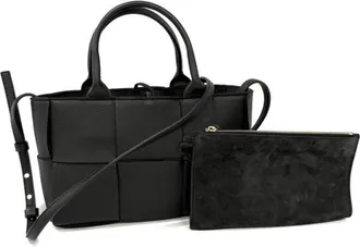 Bottega Veneta Black Leather Pouch Tote Bag (Pre-Owned)