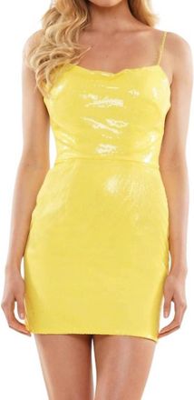 Colors Dress Scoop Neck Sequin Cocktail Dress In Yellow