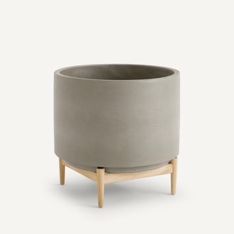 AM.PM Bloempot op poot in hevea, H45cm, Florian