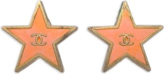 Chanel 2001 CC star clip-on earrings - women - Gold Plated - One Size