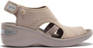 Life Stride Dream Wedge Sandal in Beige Fishnet at Nordstrom Rack, Size 6.5