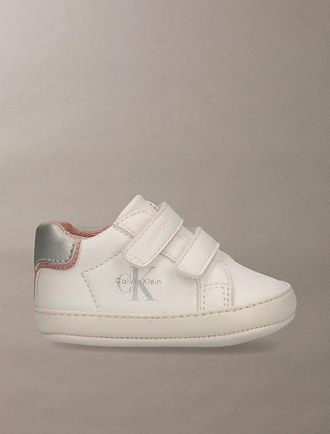 Calvin Klein JEANS Signature Babysneakers Met
