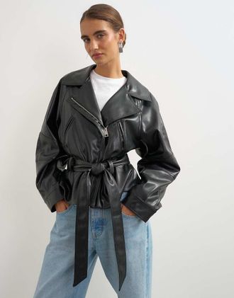 Topshop giacca biker corta in similpelle con cintura da annodare nera-Nero