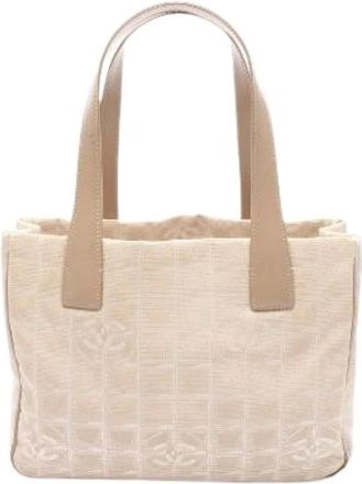 Chanel Pre-owned Tote Bags, female, Beige, Size: ONE SIZE Pre-owned New Travel Line Nylon Canvas Tote Bag