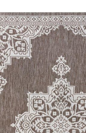 Jonathan Y Designs Arden Vintage Casual Medallion Indoor/Outdoor Area Rug in Light Brown/cream at Nordstrom, Size 8Ft 0In X 10Ft 0In