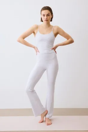 H&M Flared Yoga Leggings With Softmove in Lilac at Nordstrom, Size X-Large