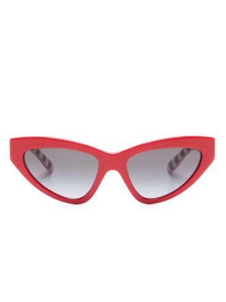 Dolce & Gabbana Eyewear Crossed cat-eye sunglasses - women - Acetate - 52 - Red