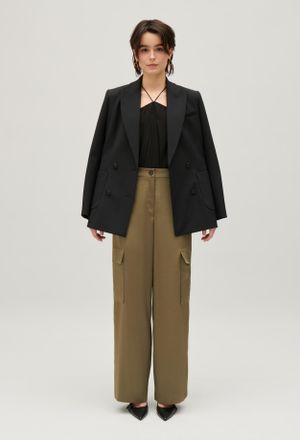 Claudie Pierlot Pantalon fluide satin&eacute; cargo kaki