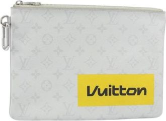 Louis Vuitton Pre-owned Clutches, female, White, Size: ONE SIZE Pre-owned Canvas Clutch