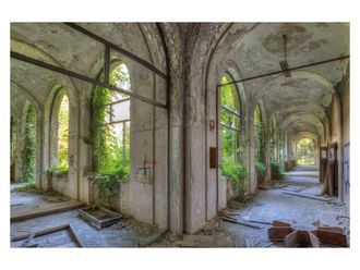 Schubiger M&ouml;bel Digitaldruck auf Acrylglas Lost Place Geteilter Flur