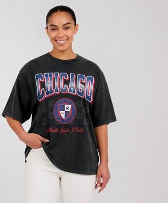 WEAR by Erin Andrews Womens WEAR by Erin Andrews Black Chicago Cubs Oversized Boyfriend T-Shirt at Nordstrom, Size Medium